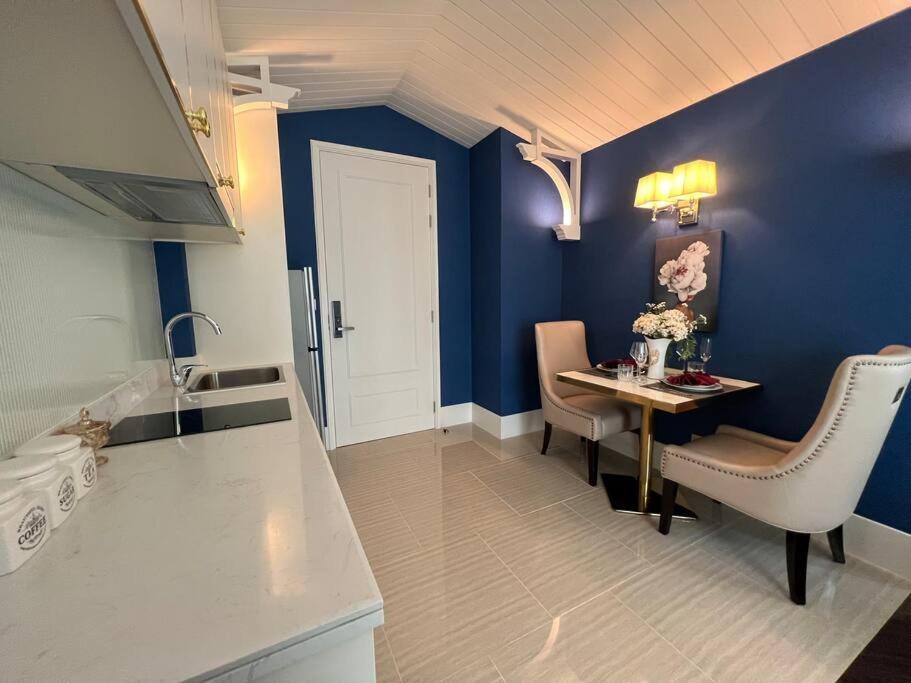 Grand Florida Beach Waterpark Condo Resort نا جومتين المظهر الخارجي الصورة